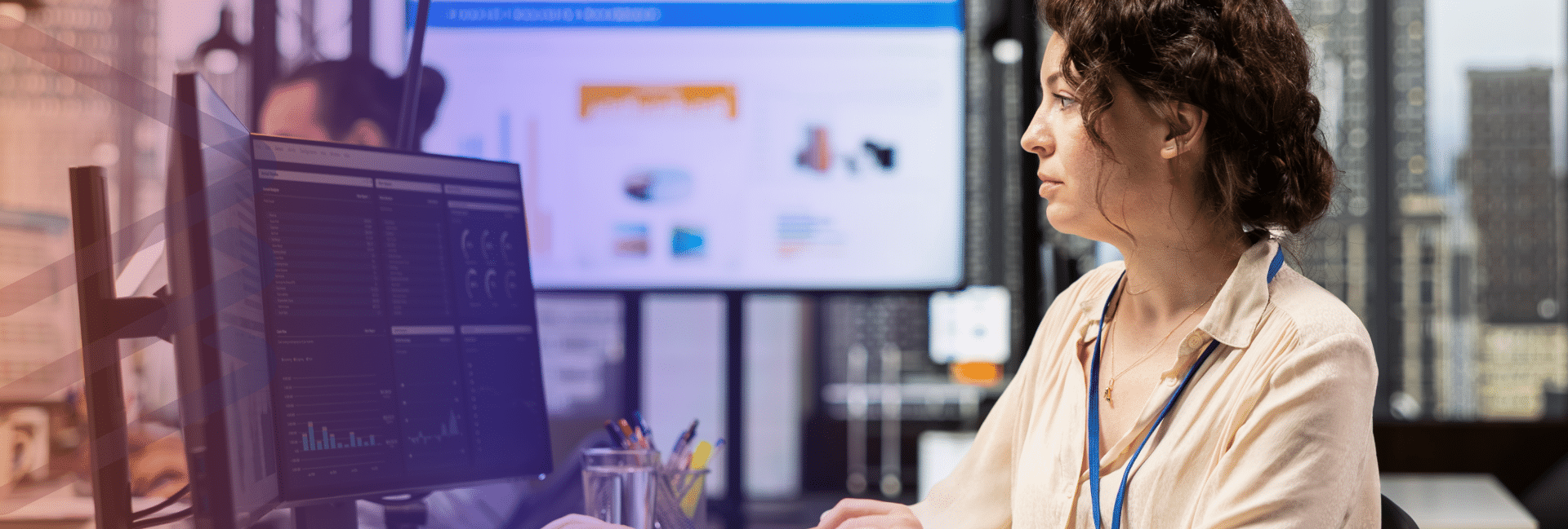 <p><span style="font-weight: 400;">Convierte tus datos en decisiones rentables con inteligencia artificial. La plataforma que unifica tu negocio, marketing y ventas en un solo lugar.</span></p>
